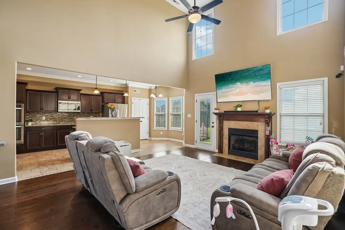 1249 Winterset Dr, Clarksville, TN 37040 - #1