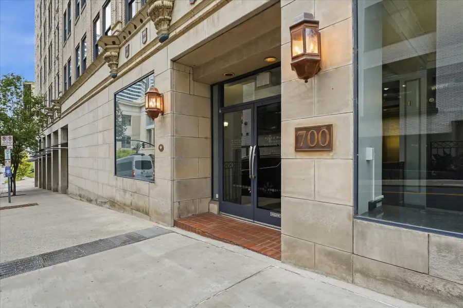 700 Church St #902, Nashville, TN 37203 - #2
