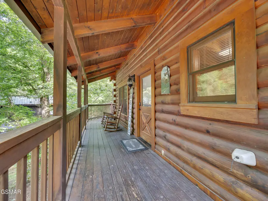 709 Gray Hawk Way, Pigeon Forge, TN 37863 - #2