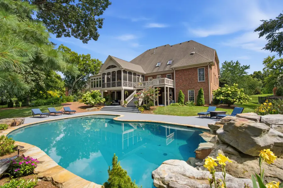 8218 Holly Rd, Brentwood, TN 37027 - #2