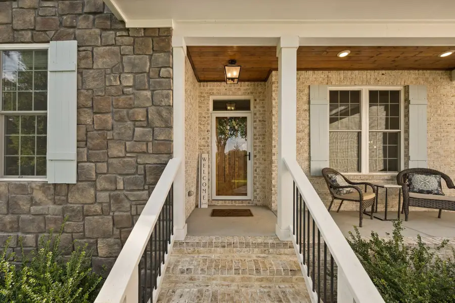 3750 John Bill Dobbins Rd, Williamsport, TN 38487 - #2