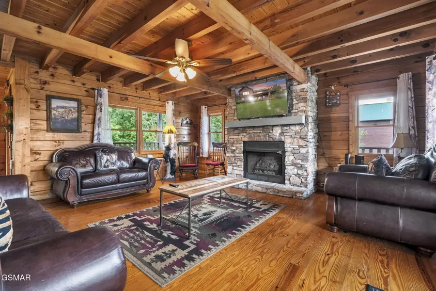 2043 Oakmont Drive, Sevierville, TN 37876 - #3