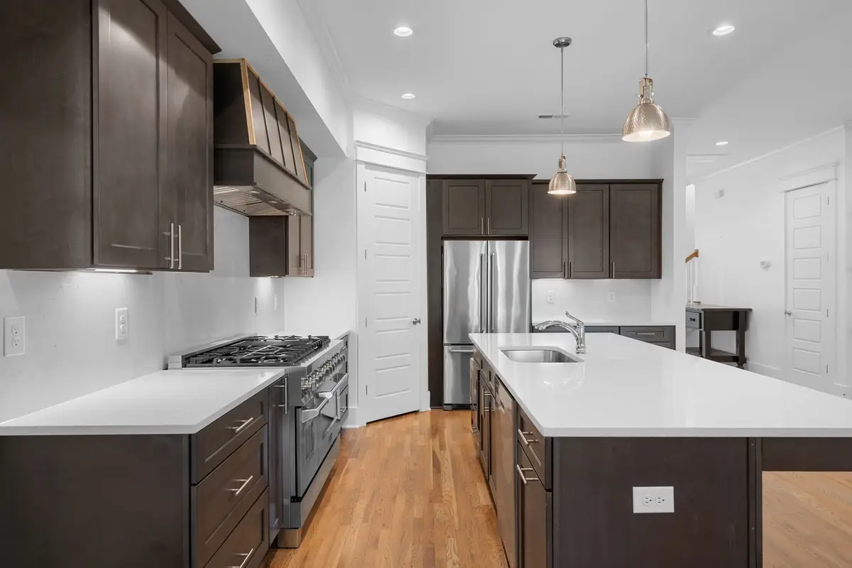 120B Lincoln Ct, Nashville, TN 37205 - #1