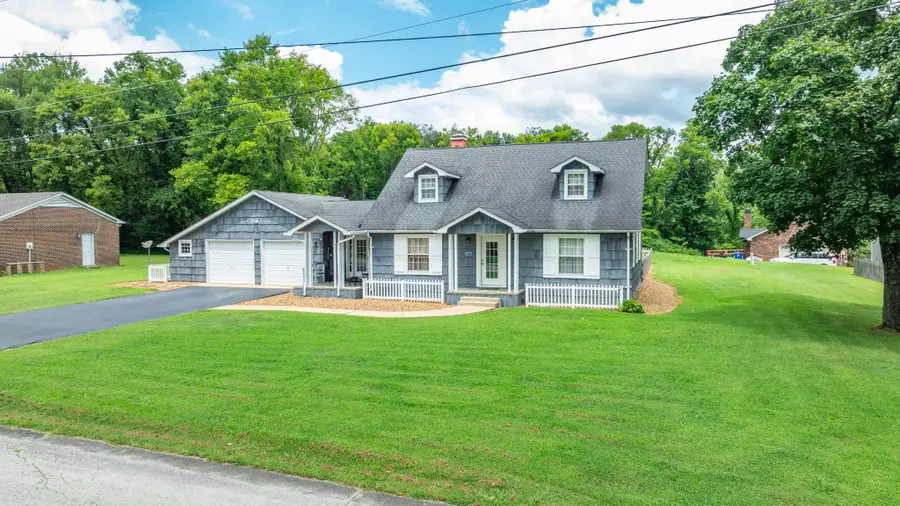 102 Revere Dr, Columbia, TN 38401 - #2