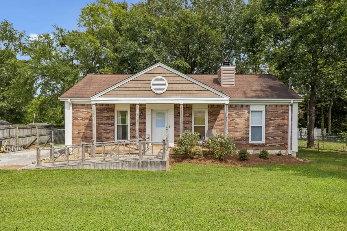 176 Lucy Dr, Mount Juliet, TN 37122 - #1