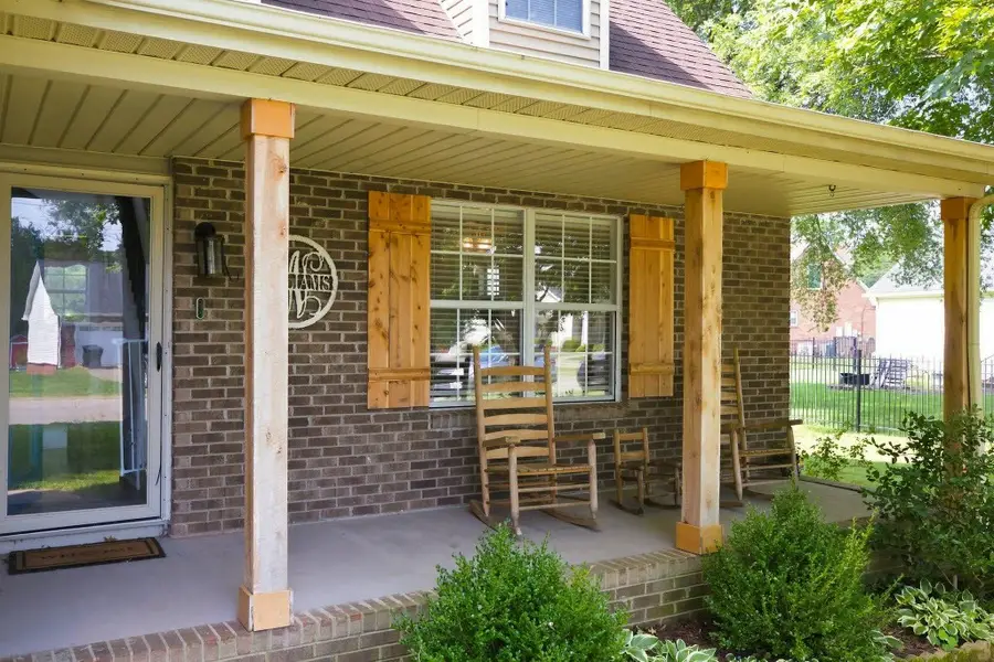 2133 Eastview Dr, Murfreesboro, TN 37128 - #2