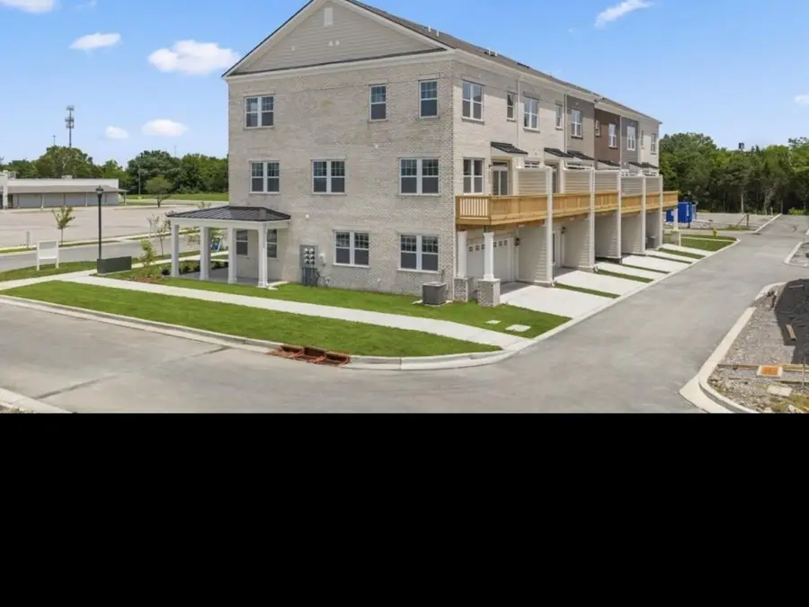 521 Hinton St, Lebanon, TN 37090 - #2