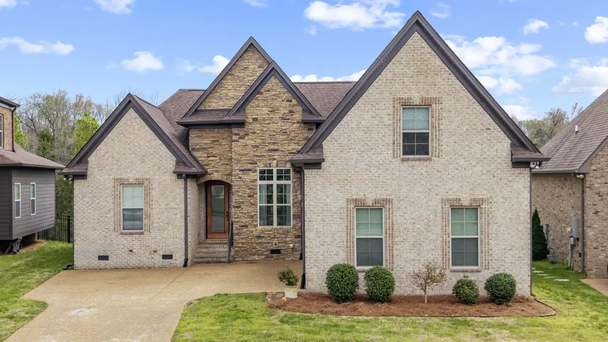 193 Karen Dr, Mount Juliet, TN 37122 - #1