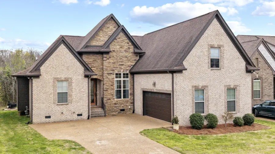 193 Karen Dr, Mount Juliet, TN 37122 - #2