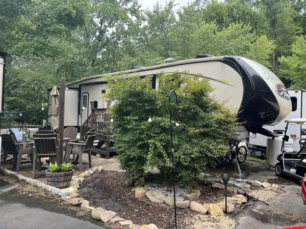 4229 E Parkway, Gatlinburg, TN 37738