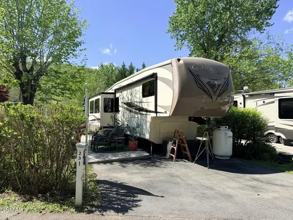 4229 E Parkway, Gatlinburg, TN 37738