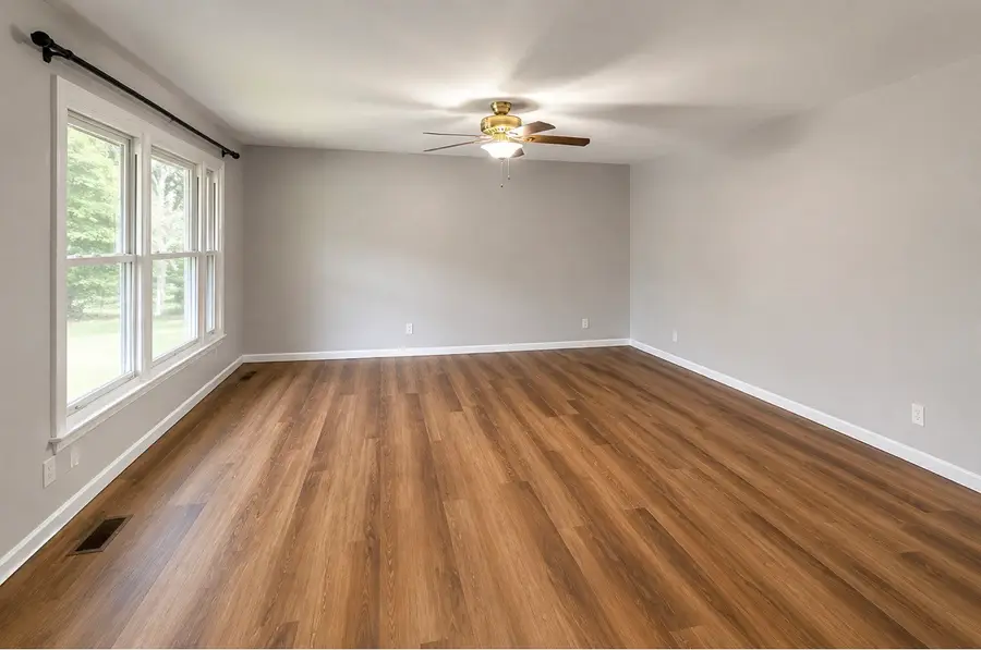1637 Ogburn Chapel Rd, Clarksville, TN 37042 - #3