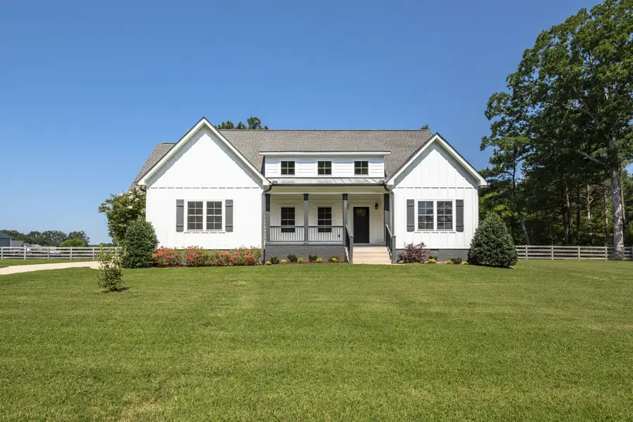 1624 Porter Rd, Burns, TN 37029 - #2
