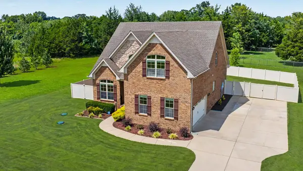 107 Waldron View Dr, Murfreesboro, TN 37130