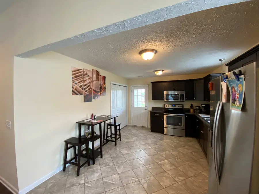 915 17th Ave E, Springfield, TN 37172 - #3