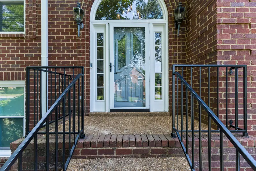 5301 Mast Pt, Hermitage, TN 37076 - #2