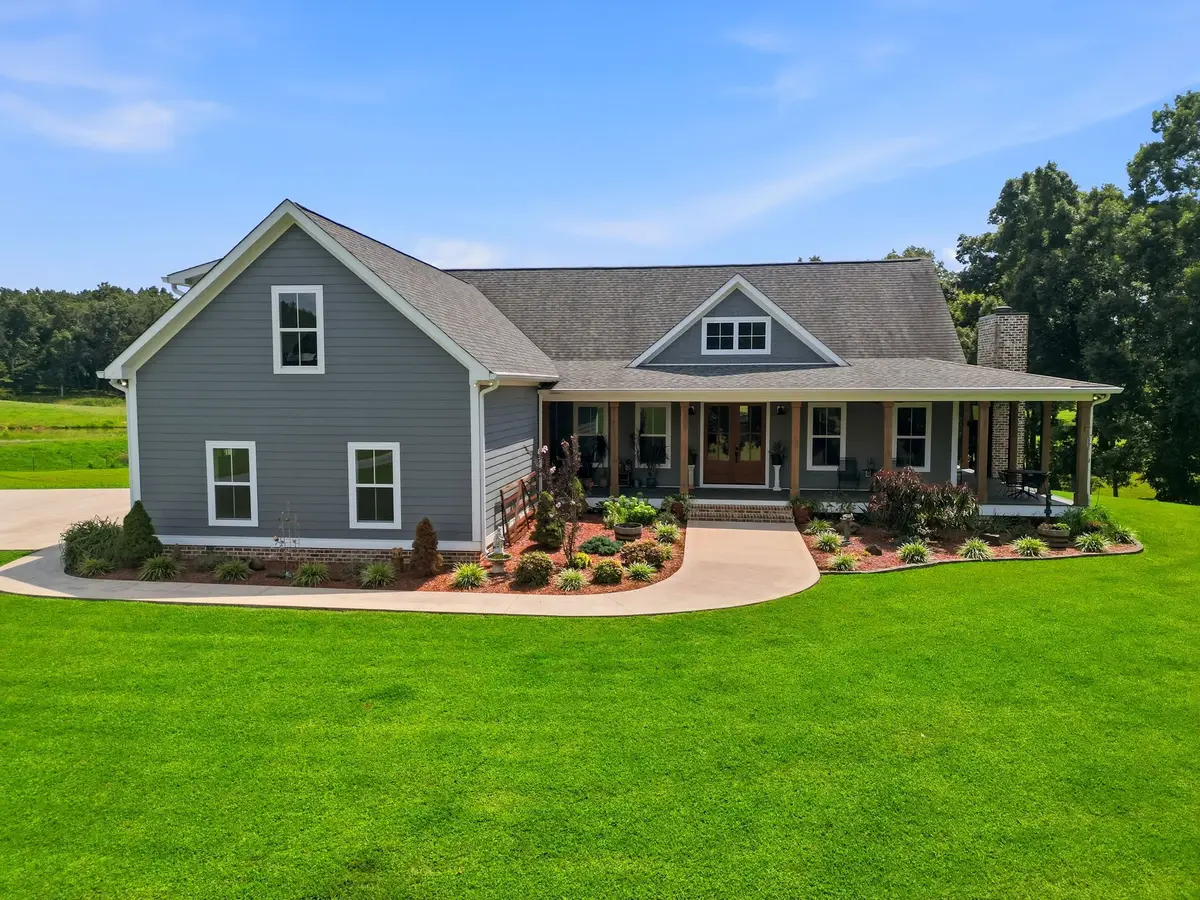 6576 Ed Williams Rd, Greenbrier, TN 37073 - #1