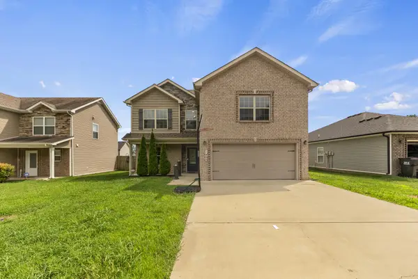 1200 Gentry Dr, Clarksville, TN 37043