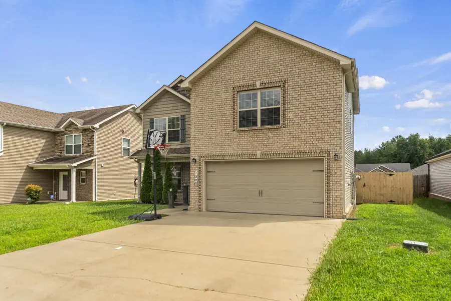 1200 Gentry Dr, Clarksville, TN 37043 - #3