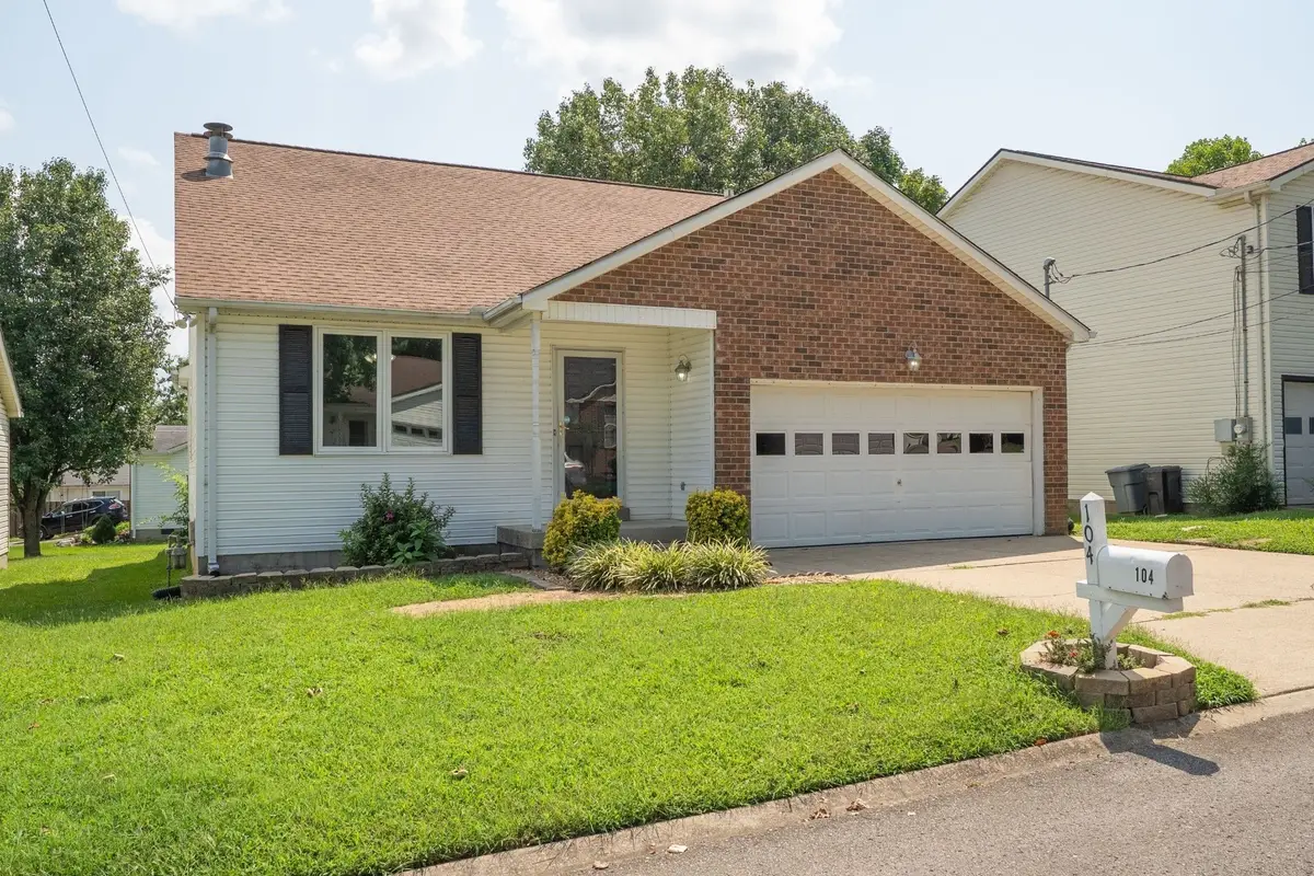 104 Edgehill Ln, Hendersonville, TN 37075 - #1