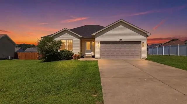 447 Fairbanks Ave, Bowling Green, KY 42101 - #1