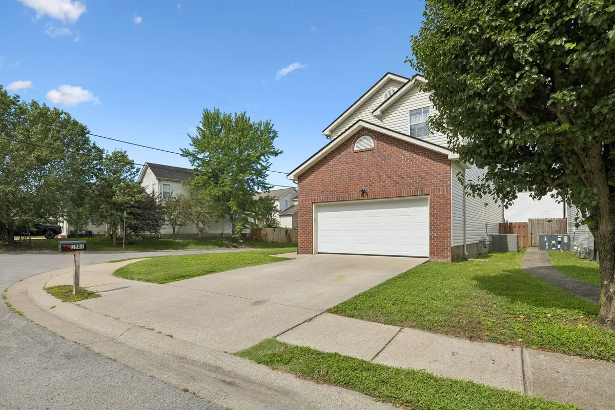 1501 Bell Trace Dr, Antioch, TN 37013 - #1