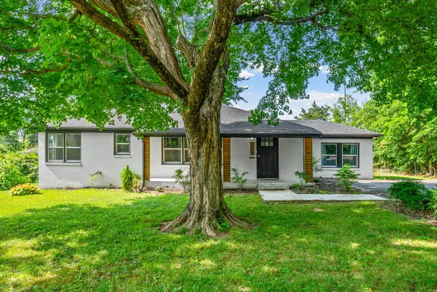 303 Jessie Ave, Hopkinsville, KY 42240 - #2