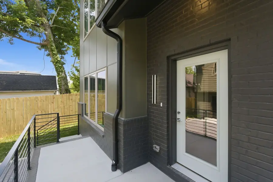 15 N Hill St #D, Nashville, TN 37210 - #3
