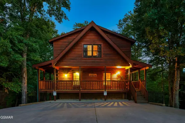 3516 Sand Ridge Way, Pigeon Forge, TN 37863