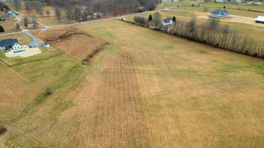 3021 Highway 25, Cottontown, TN 37048 - #3