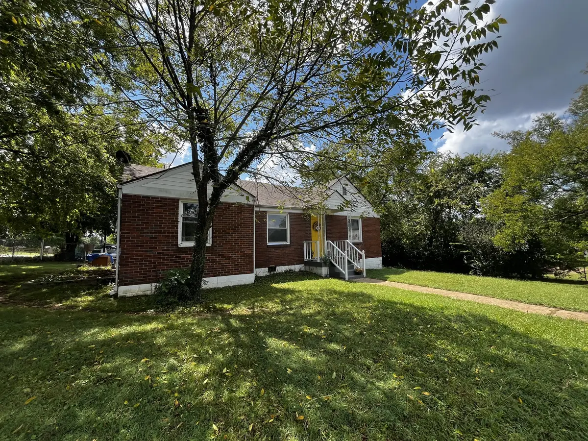1208 Barry Dr, Madison, TN 37115 - #1