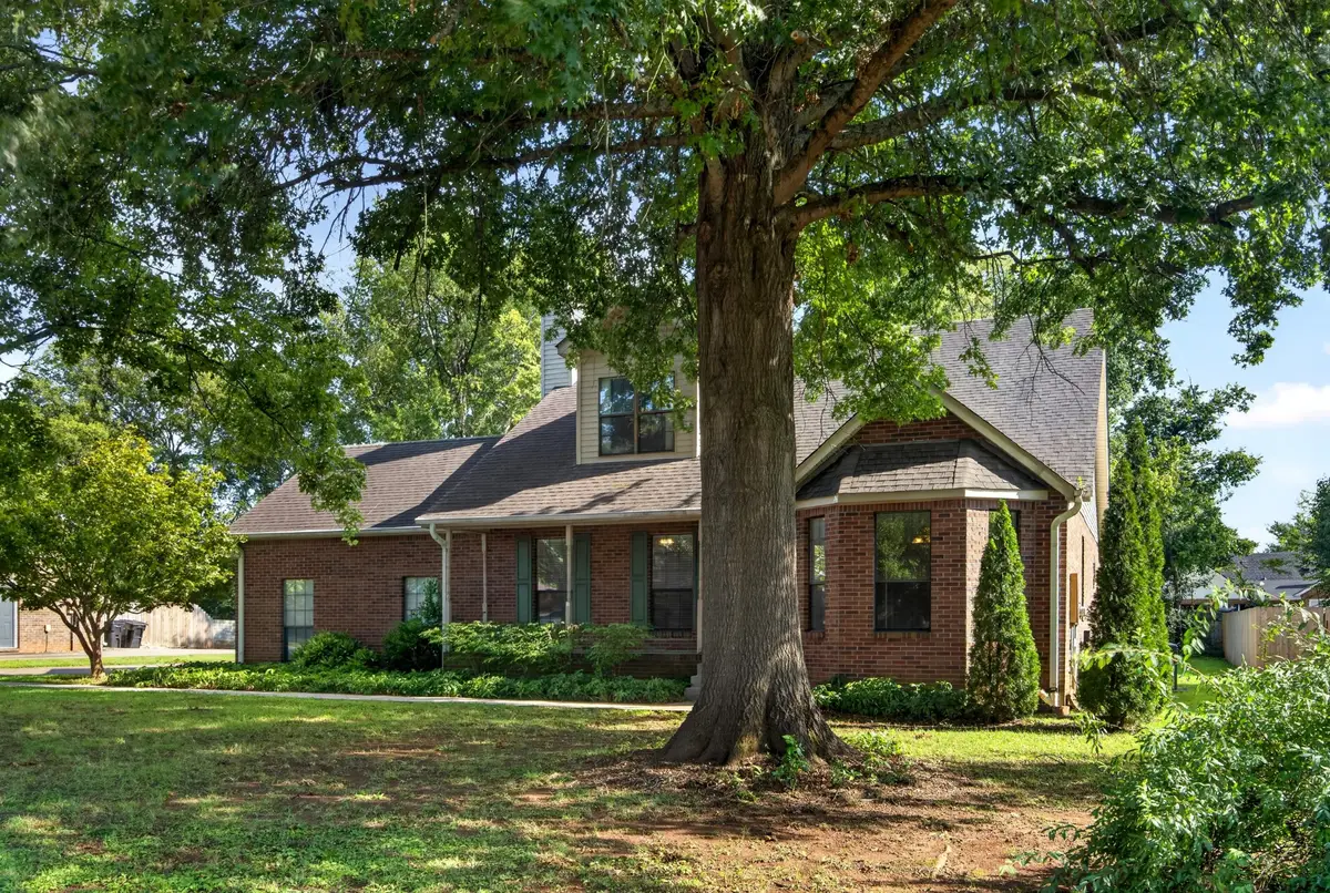 519 Winthorne Ct, Murfreesboro, TN 37129 - #1
