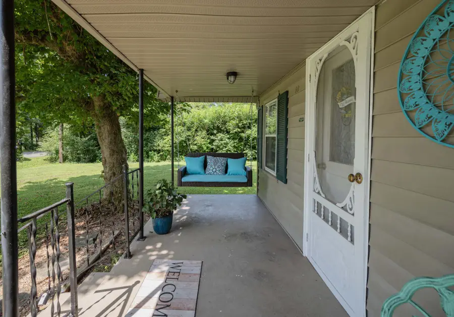 60 Walker St, Manchester, TN 37355 - #3