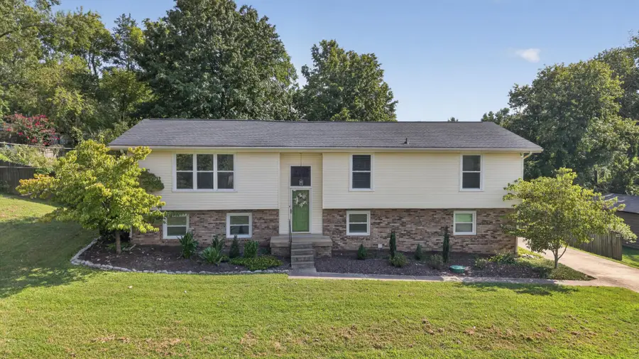 713 Hillbrook Dr, Mount Juliet, TN 37122 - #2