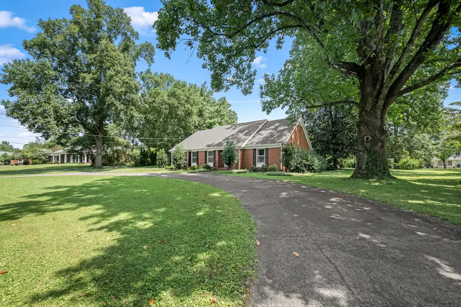 327 Minerva Dr, Murfreesboro, TN 37130 - #2