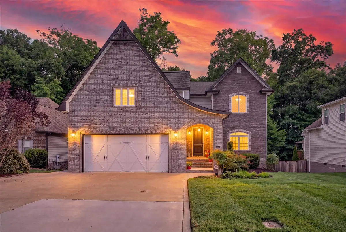 360 Abeline Dr, Clarksville, TN 37043 - #1