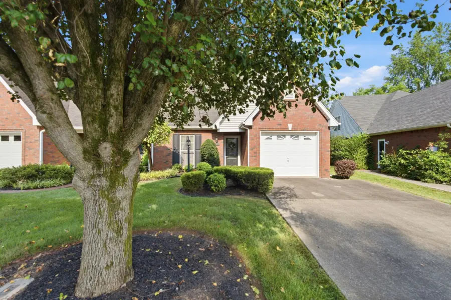 2767 Stonehedge Dr, Murfreesboro, TN 37128 - #2