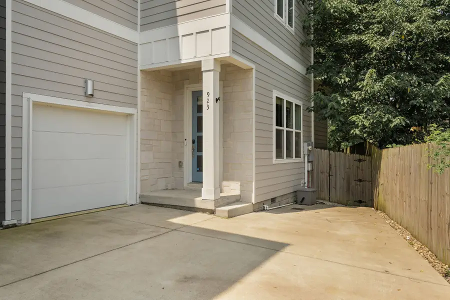 923 13th Ave S, Nashville, TN 37212 - #2