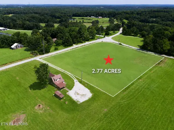 2 Pigeon Ridge Rd, Crossville, TN 38555