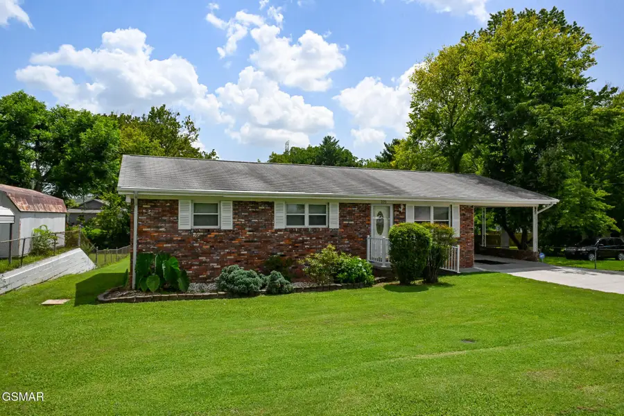 220 Pinedale Street, Maryville, TN 37801 - #2