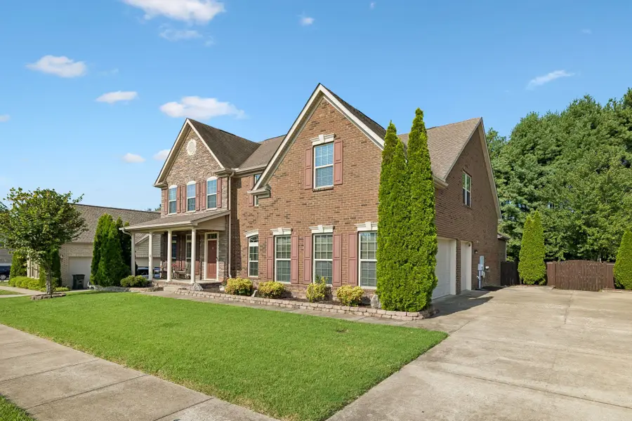 617 Goodman Dr, Gallatin, TN 37066 - #2
