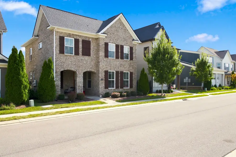5731 Heirloom Dr, Murfreesboro, TN 37129 - #2