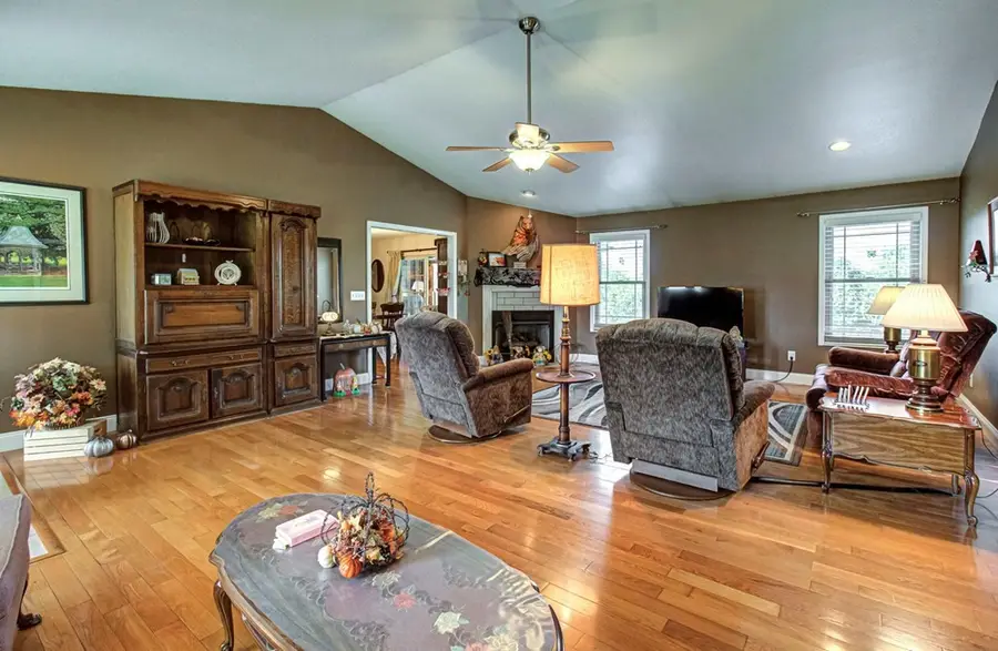 3090 Shaconage Trail, Sevierville, TN 37876 - #2