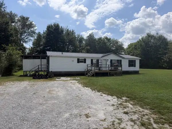 4148 Asbury Rd, Manchester, TN 37355