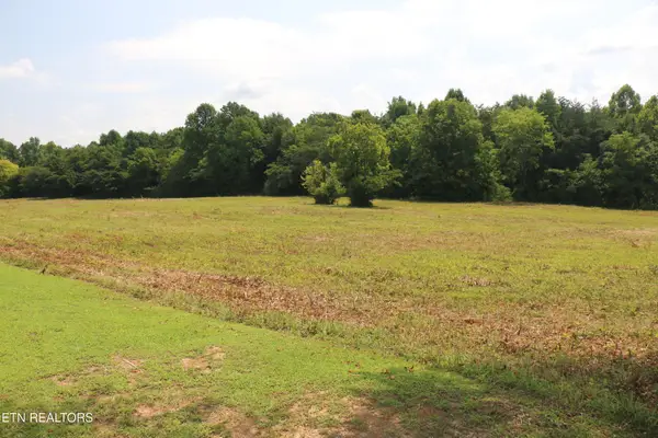 286 4th St, Englewood, TN 37329