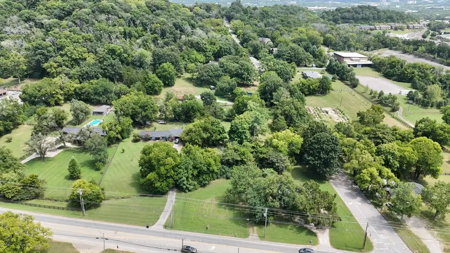 540 Franklin Rd, Franklin, TN 37069 - #2