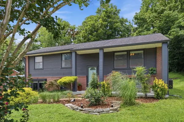 221 Wallace Rd, Nashville, TN 37211