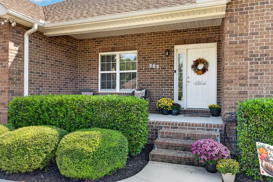 416 Colonial Dr, Winchester, TN 37398 - #3