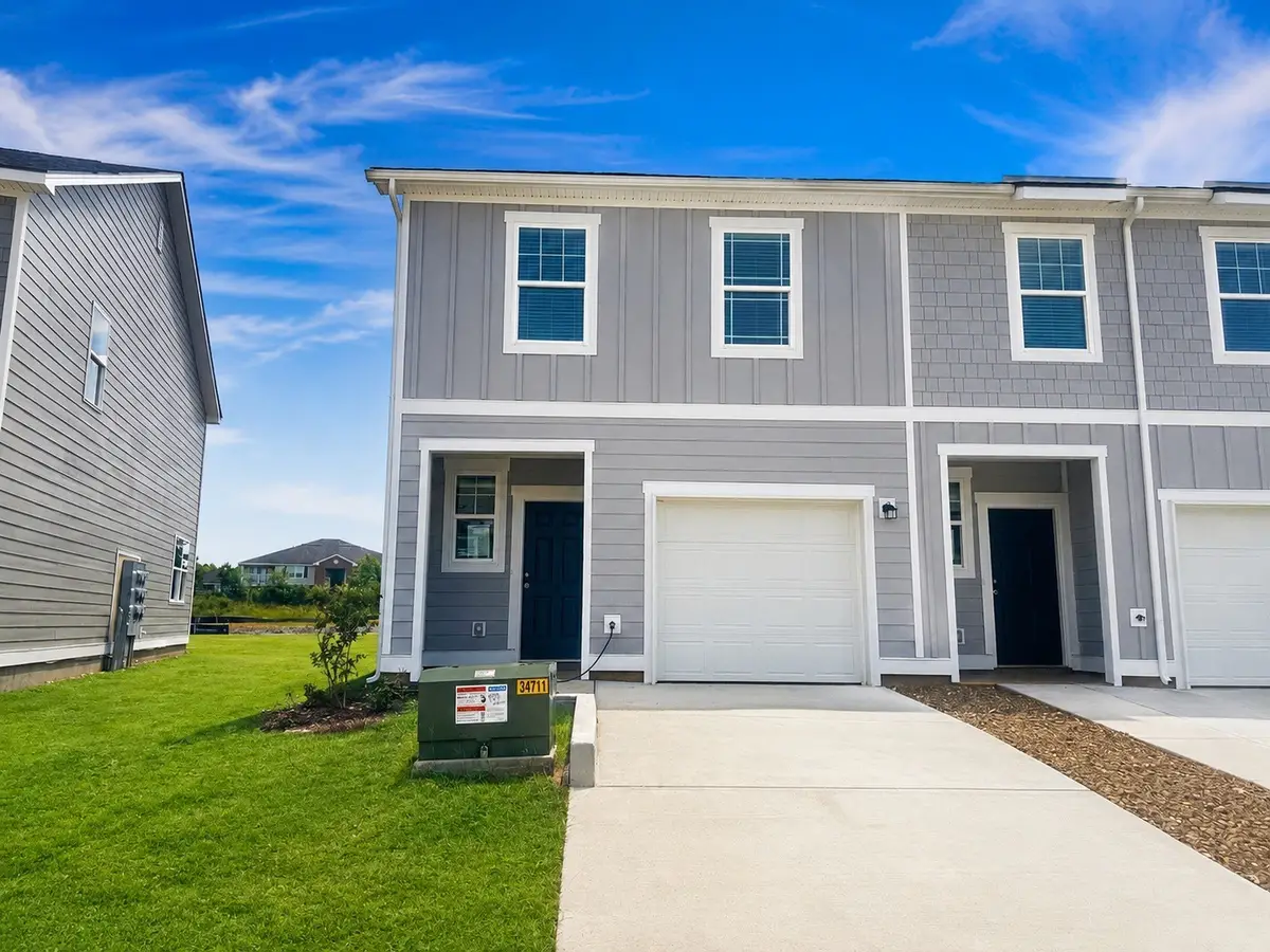 234 Darlington Dr, Dickson, TN 37055 - #1