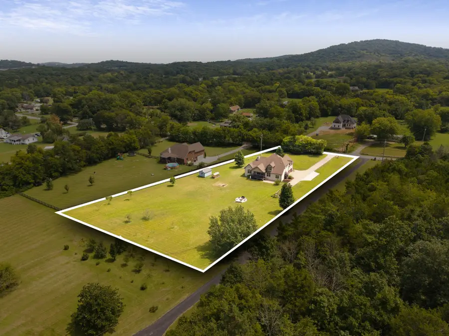 6258 Old Murfreesboro Rd E, Lebanon, TN 37090 - #2